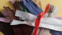 FECHOS COM TRAVÃO MANUAL "PIN LOCK" 
